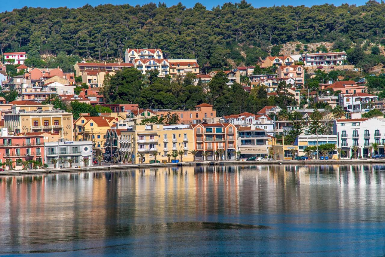 A & B Minimal Suite Ιι With Sea View In Argostoli Exterior foto